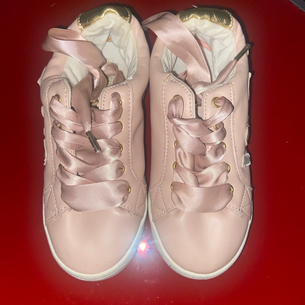 Juicy Couture satin laces & shoes “I ♥️ Juicy” in silver & gold sparkle’s